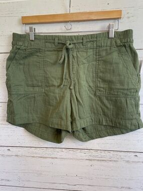 Old Navy Dark Olive Green Cotton Drawstring Waist Shorts, size L, NWT